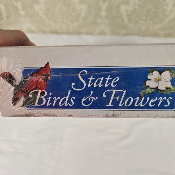 White Mountain Puzzles Sate Birds & Flowers 1000 Piece Jigsaw Puzzle NWT - Picture 7 of 9